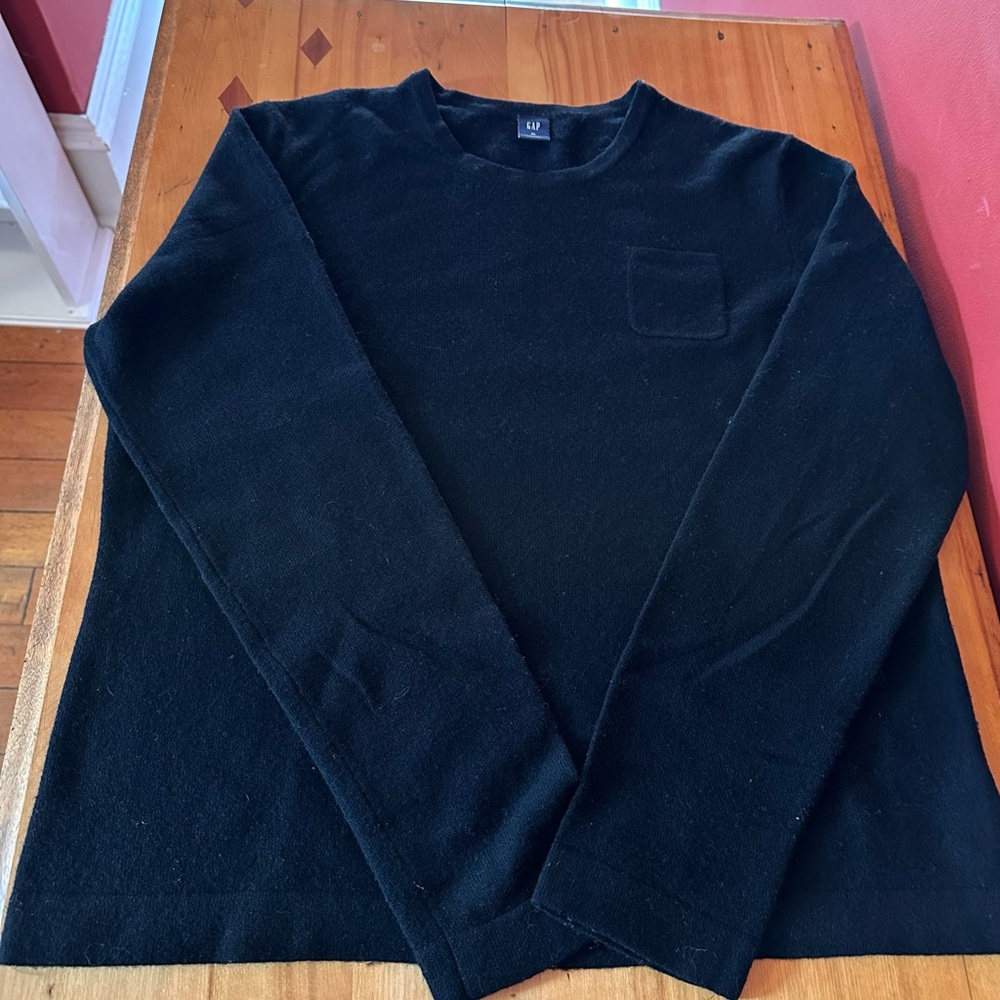 EUC Vintage Lambswool black Gap sweater, size XL